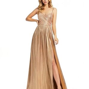 Stunning Gold Mac Duggal Maxi Dress Size 8